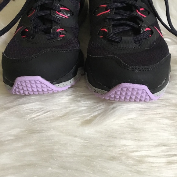 Nike Trail Black & Pink Juniper All Terrain Athletic Shoes Size 7 - Picture 5 of 8